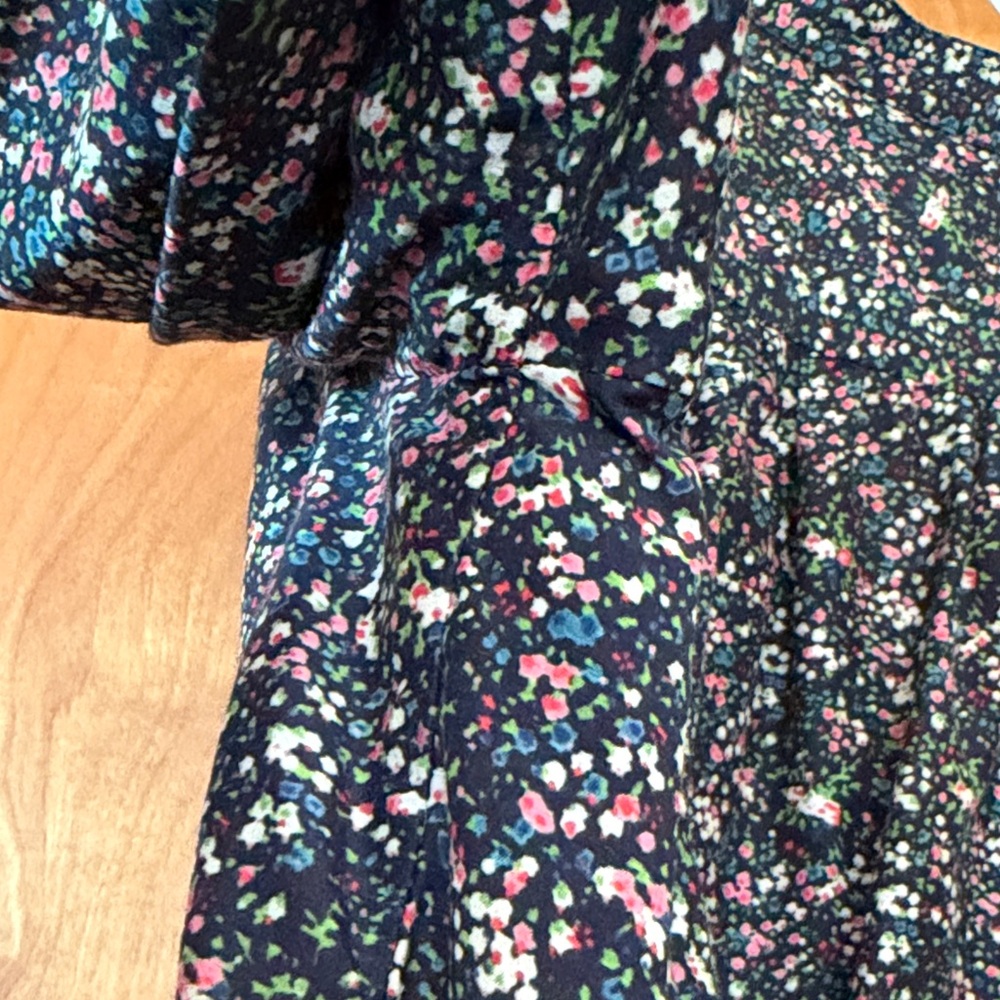 Trovata Birds of Paradise Floral Print Top - Picture 8 of 9